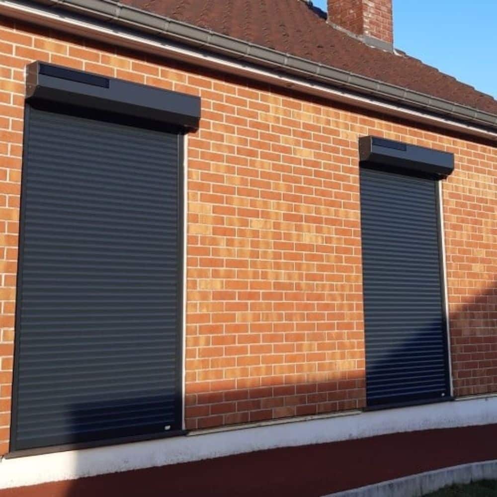 volets roulants aluminium motorises buquet pastant