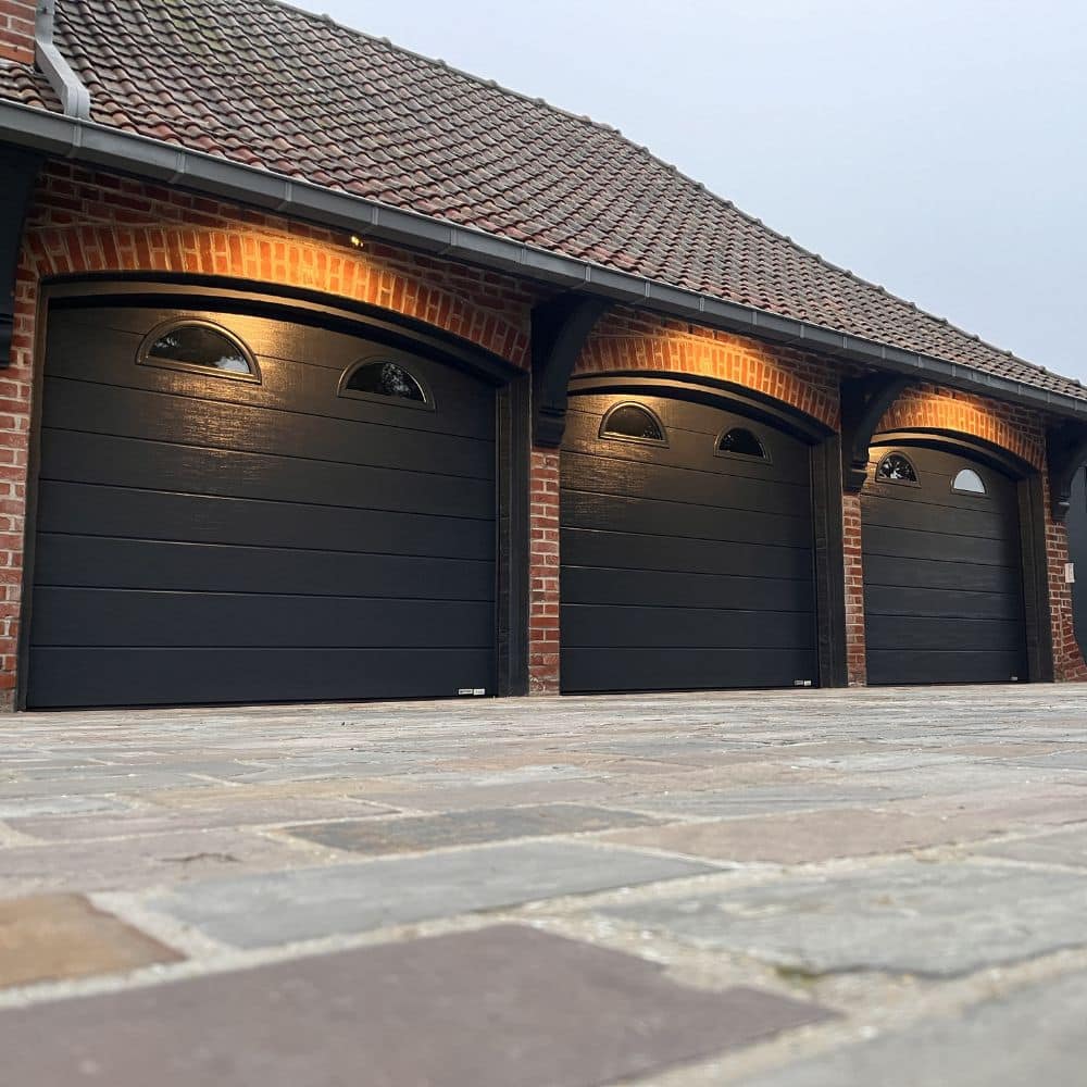 portes garages sectionnelles motorisé ublots buquet pastant
