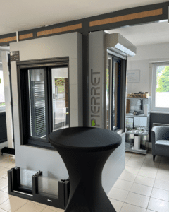 realisation fenetre showroom buquet pastant